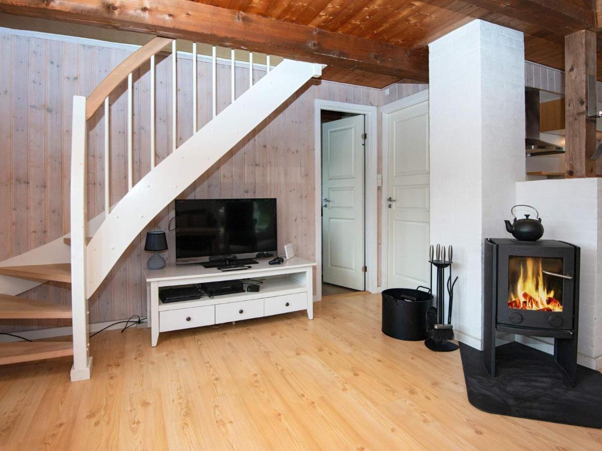 6 Person Holiday Home In R M Vesterhede Esterno foto