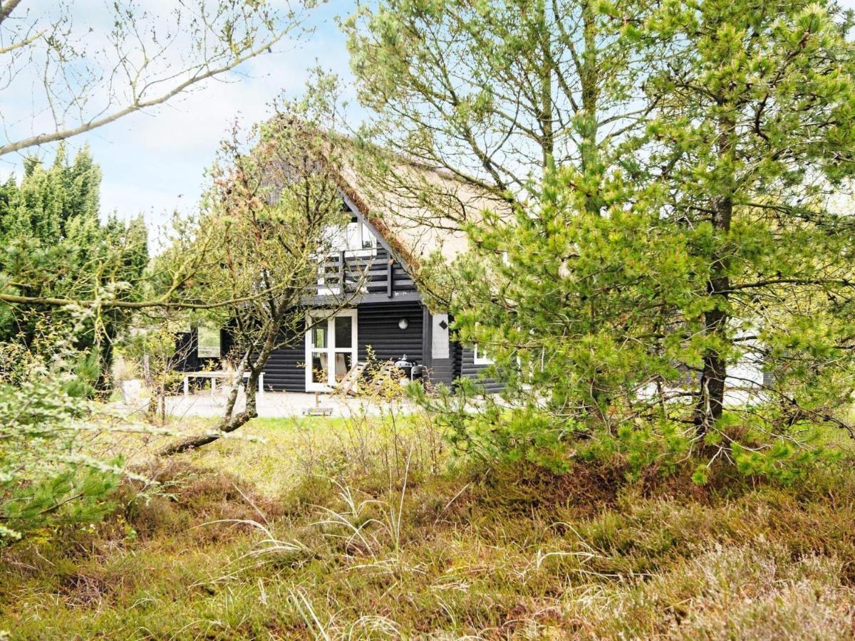 6 Person Holiday Home In R M Vesterhede Esterno foto