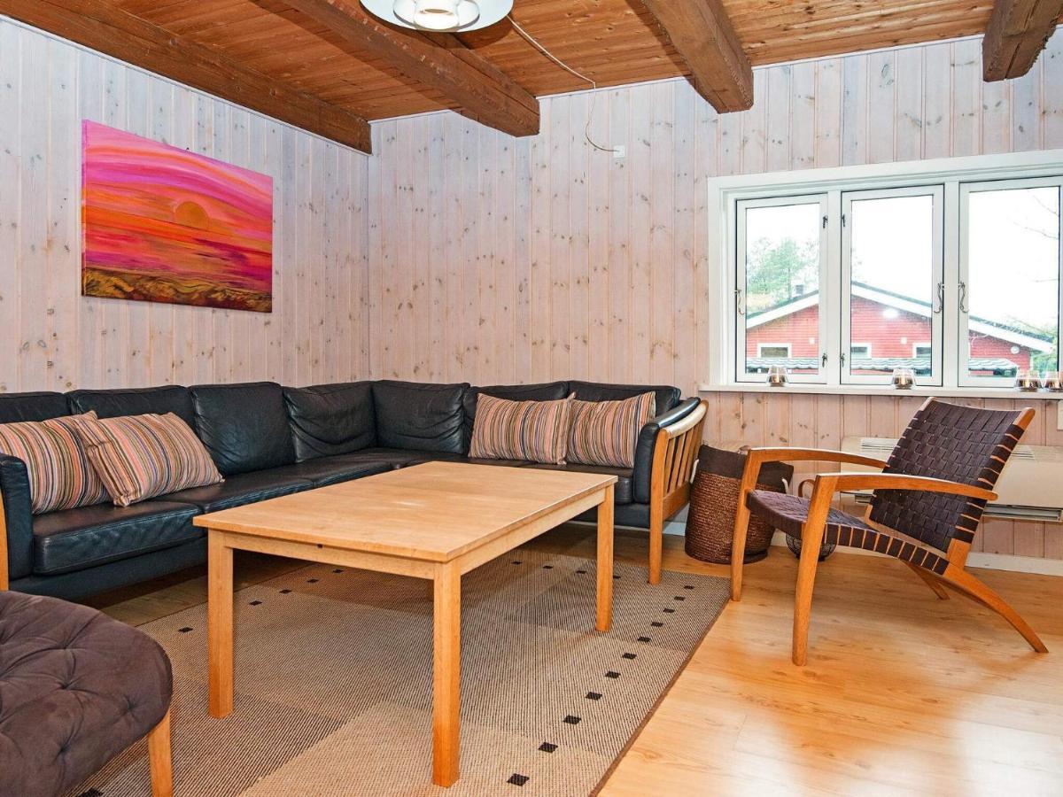 6 Person Holiday Home In R M Vesterhede Esterno foto